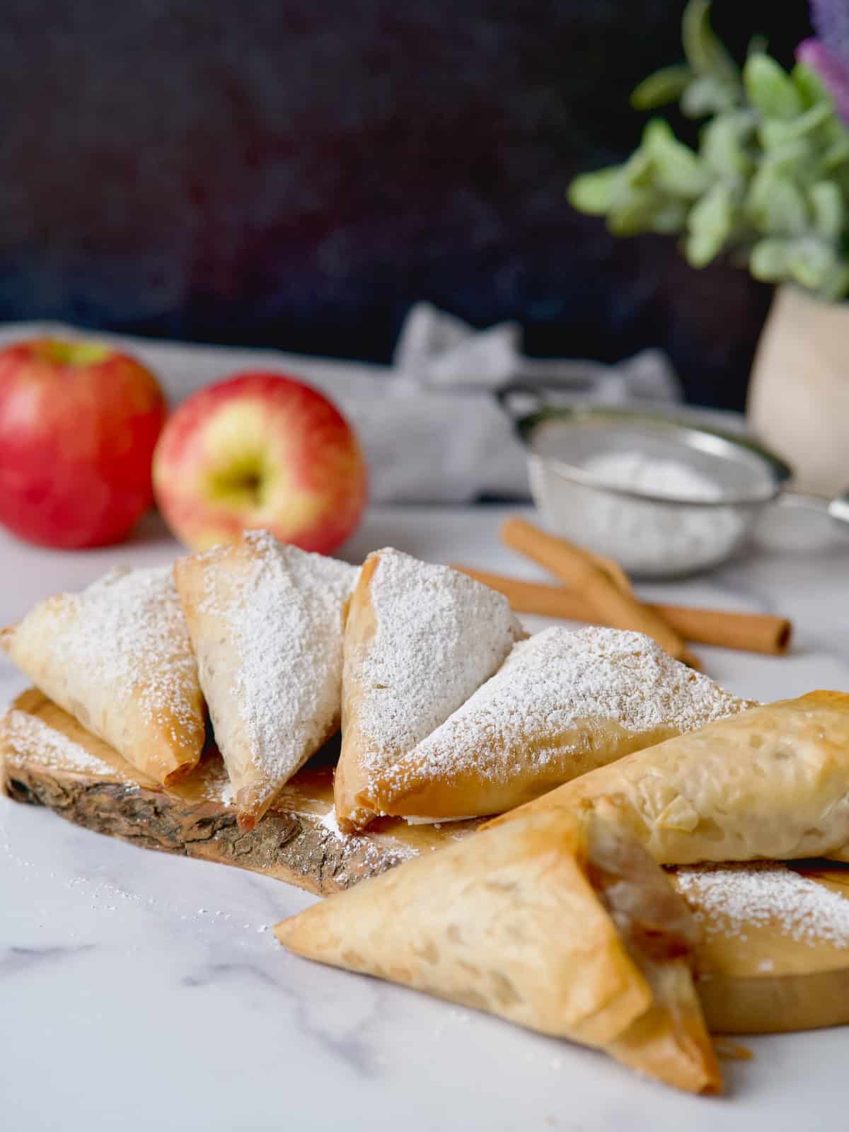 Apple Turnovers With Phyllo Dough.