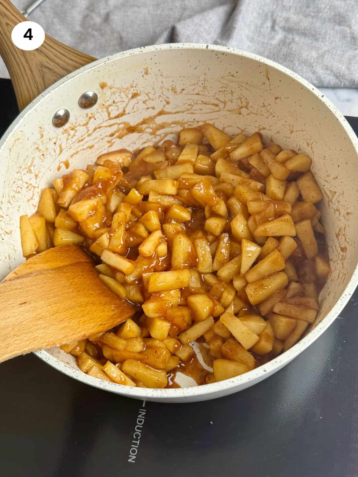 Apple filling is ready and set to cool down.