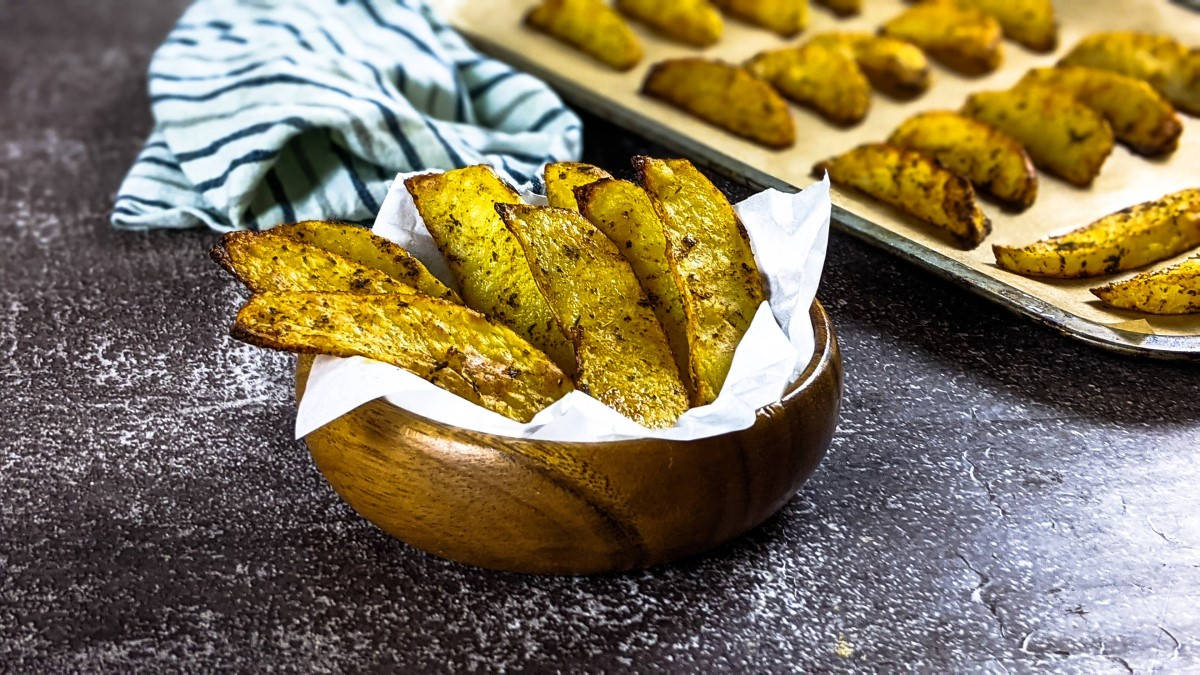 How to make oven baked potato wedges Baby Led Weaning Easy snacks