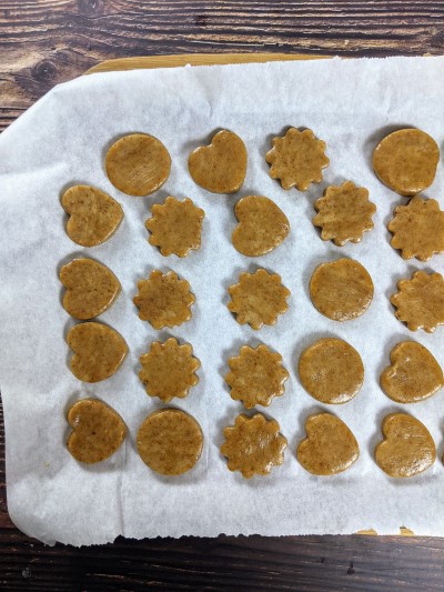 Ready for oven coconut sugar cookies.