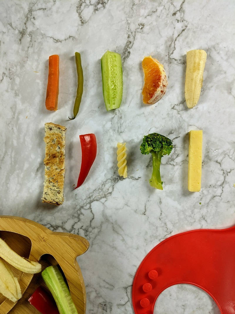 How to prepare food for babies - Baby Led Weaning.
