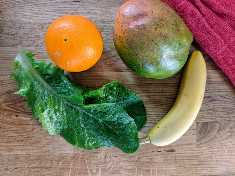 Ingredients for mango & orange smoothie Ingredients for mango & orange smoothie.