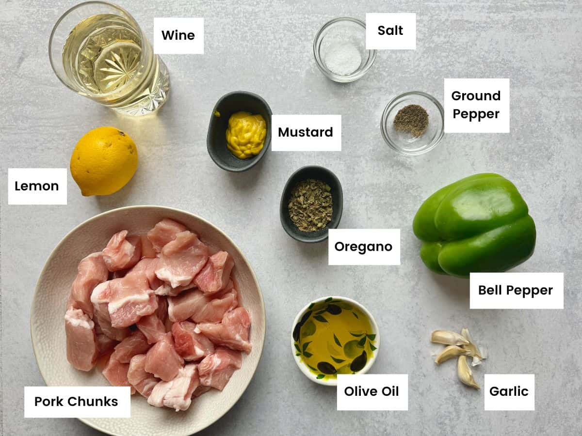 Ingredients for pan-fried pork chunks.