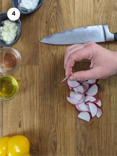 Cutting the radish into thin slices